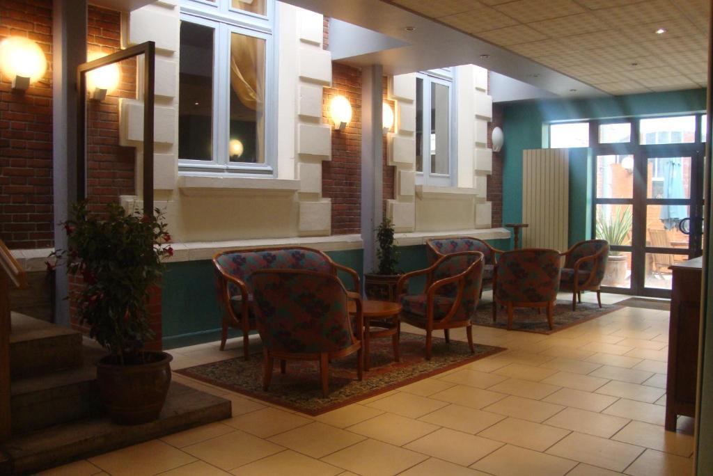 Hotel Le Beau Site Gien Exterior foto